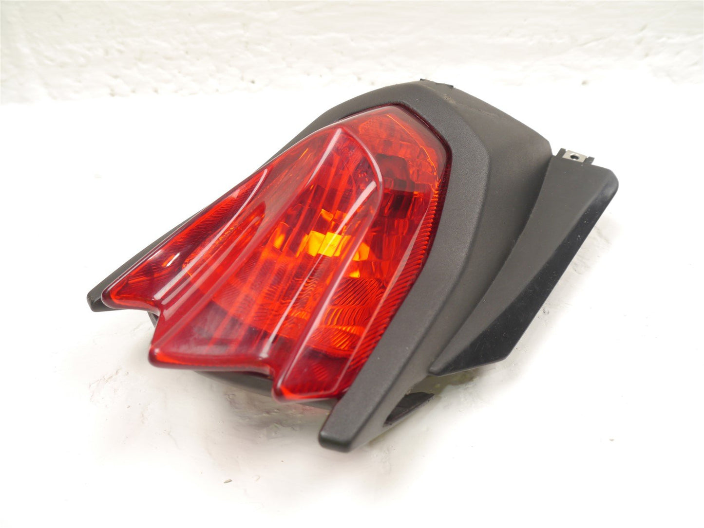 SUZUKI GSXS 125 2017-2021 REAR LIGHT