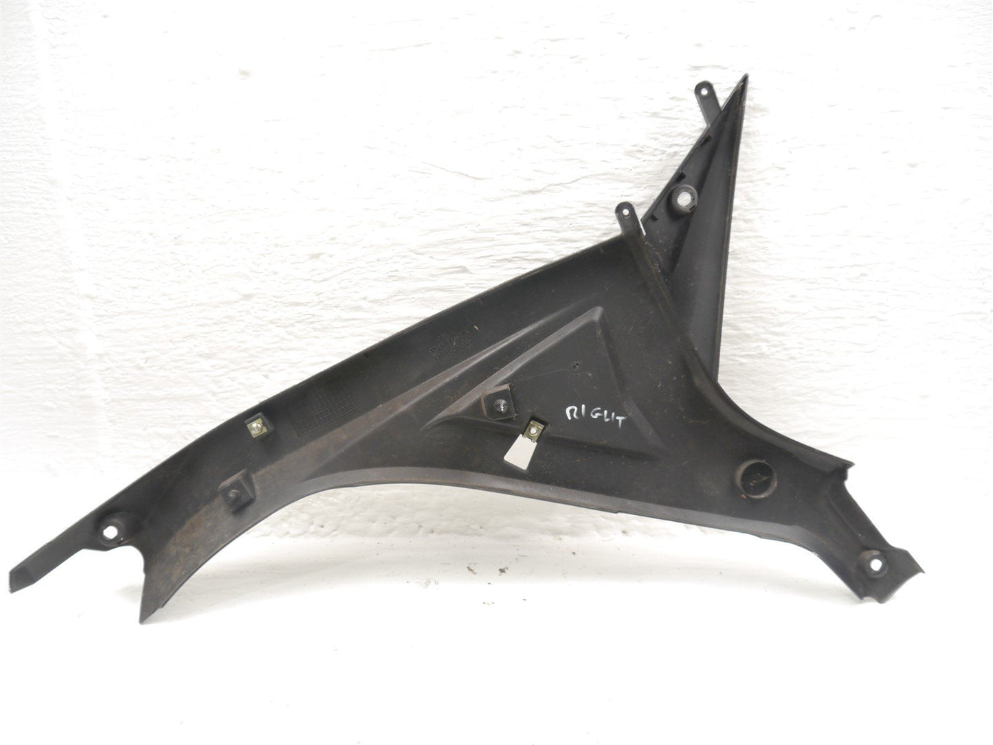 SUZUKI GSXS 125 2017-2021 RIGHT FRAME FAIRING