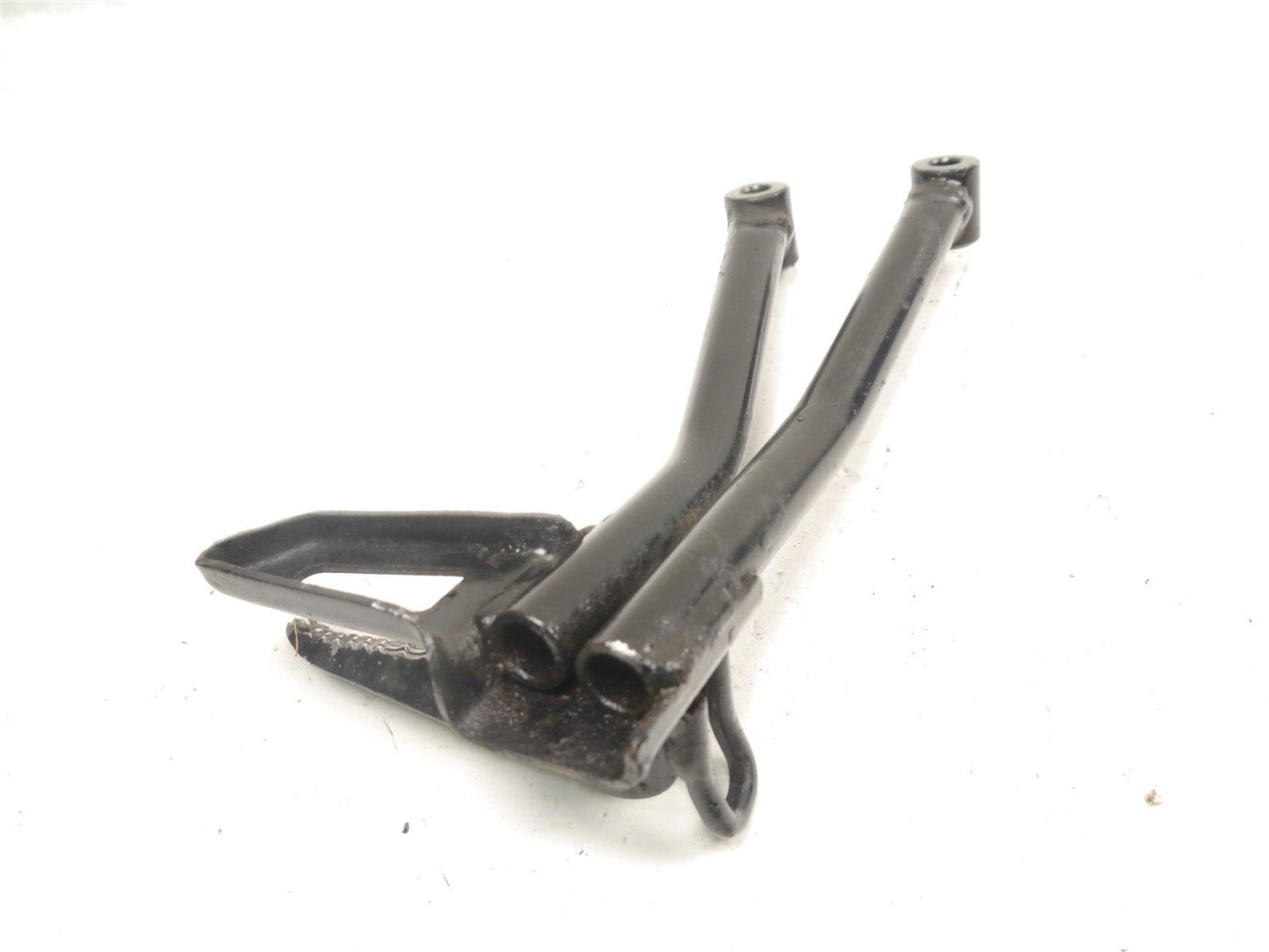 SUZUKI GSXS 125 2017-2021 LEFT REAR FOOTREST AND HANGER