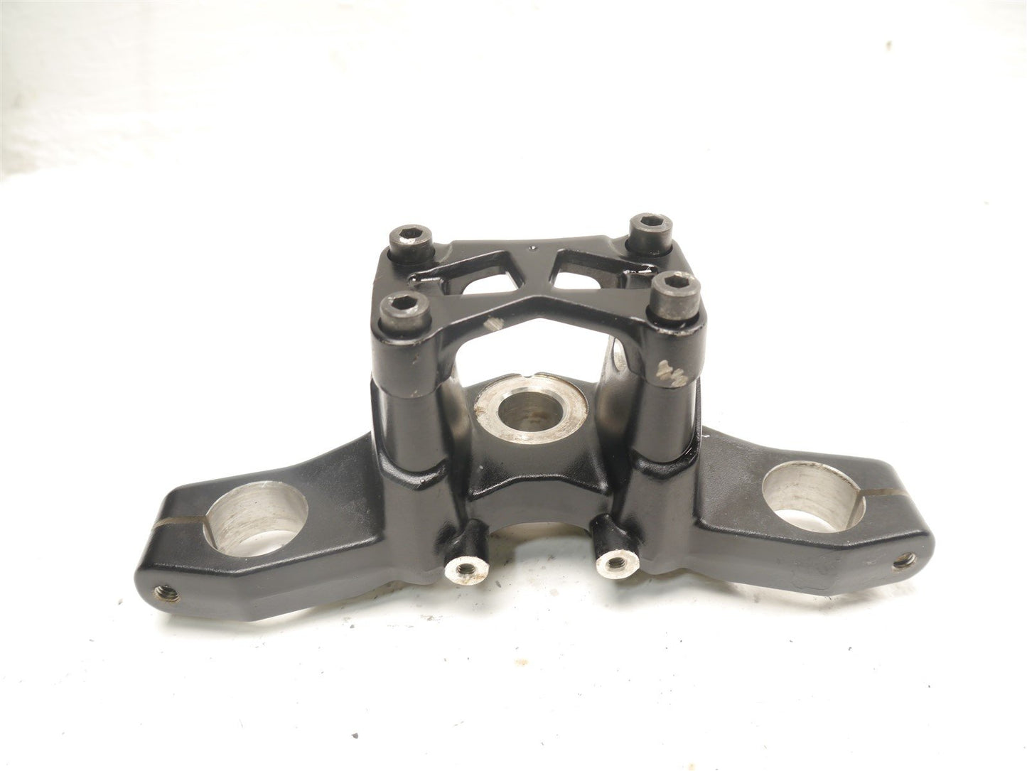 SUZUKI GSXS 125 2017-2021 TOP FORK YOKE