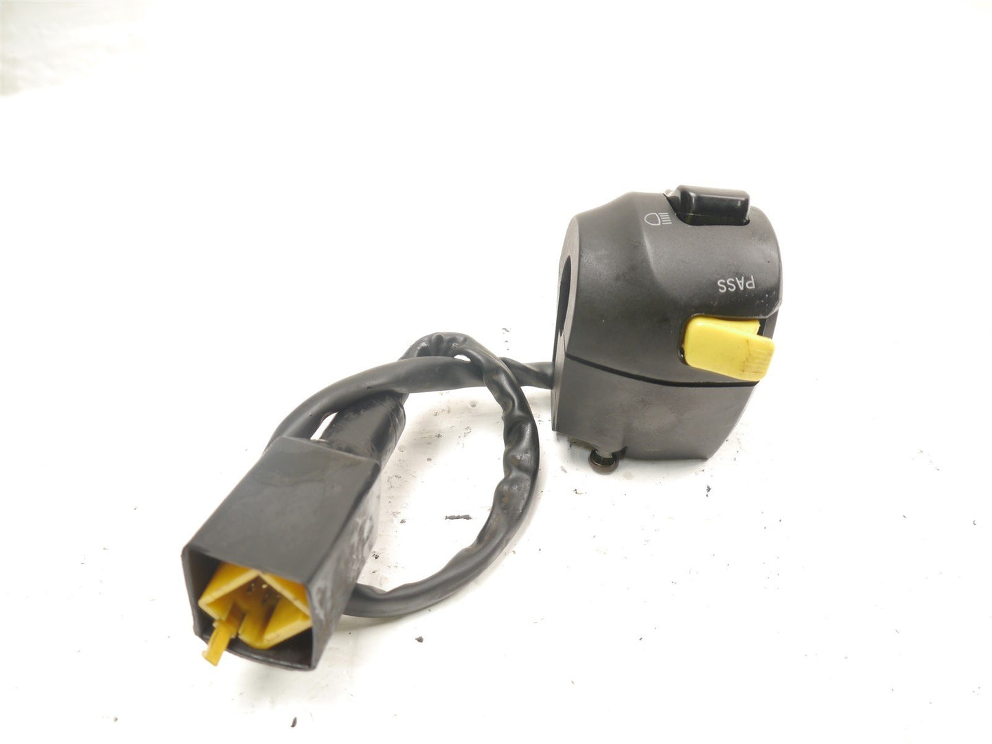 SUZUKI GSXS 125 2017-2021 LEFT SWITCHGEAR