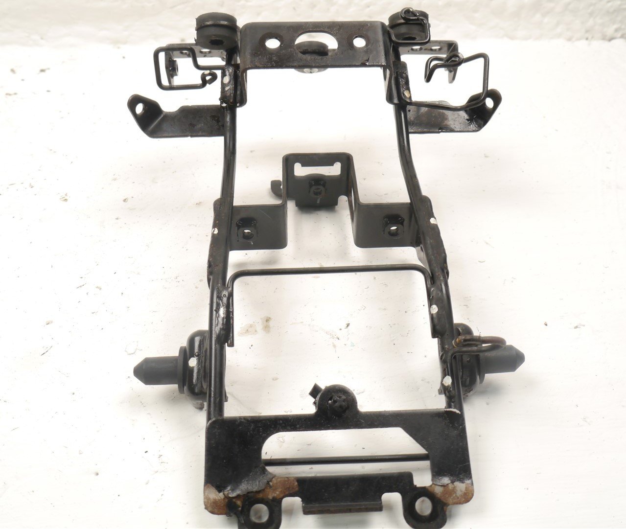 SUZUKI GSXS 125 2017-2021 HEADLIGHT MOUNT FRAME