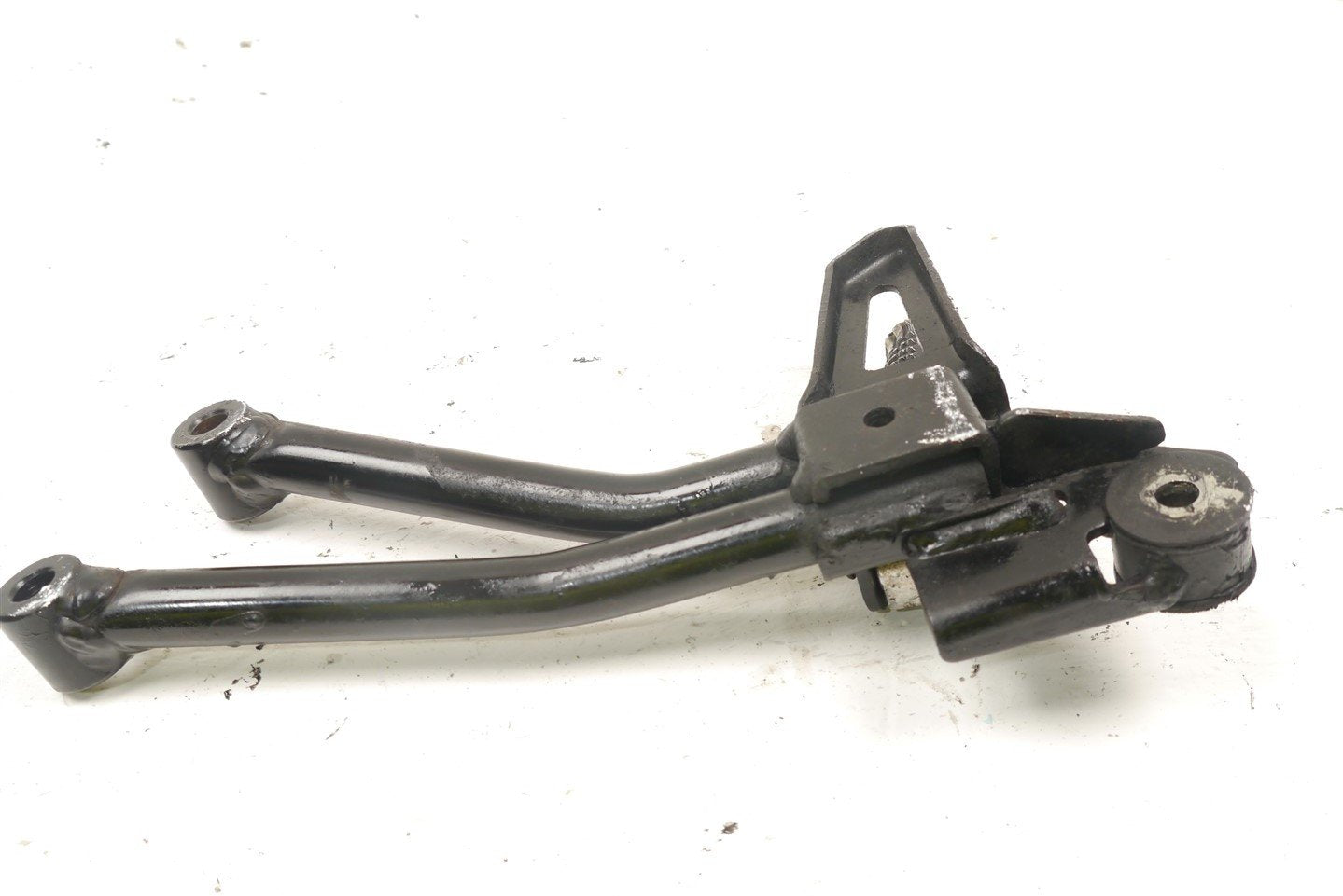 SUZUKI GSXS 125 2017-2021 RIGHT REAR FOOTREST PEG