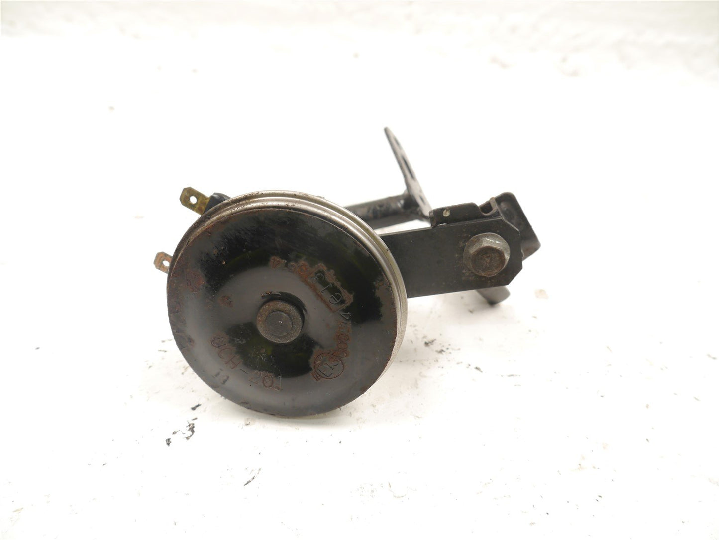 SUZUKI GSXS 125 2017-2021 HORN & MOUNT