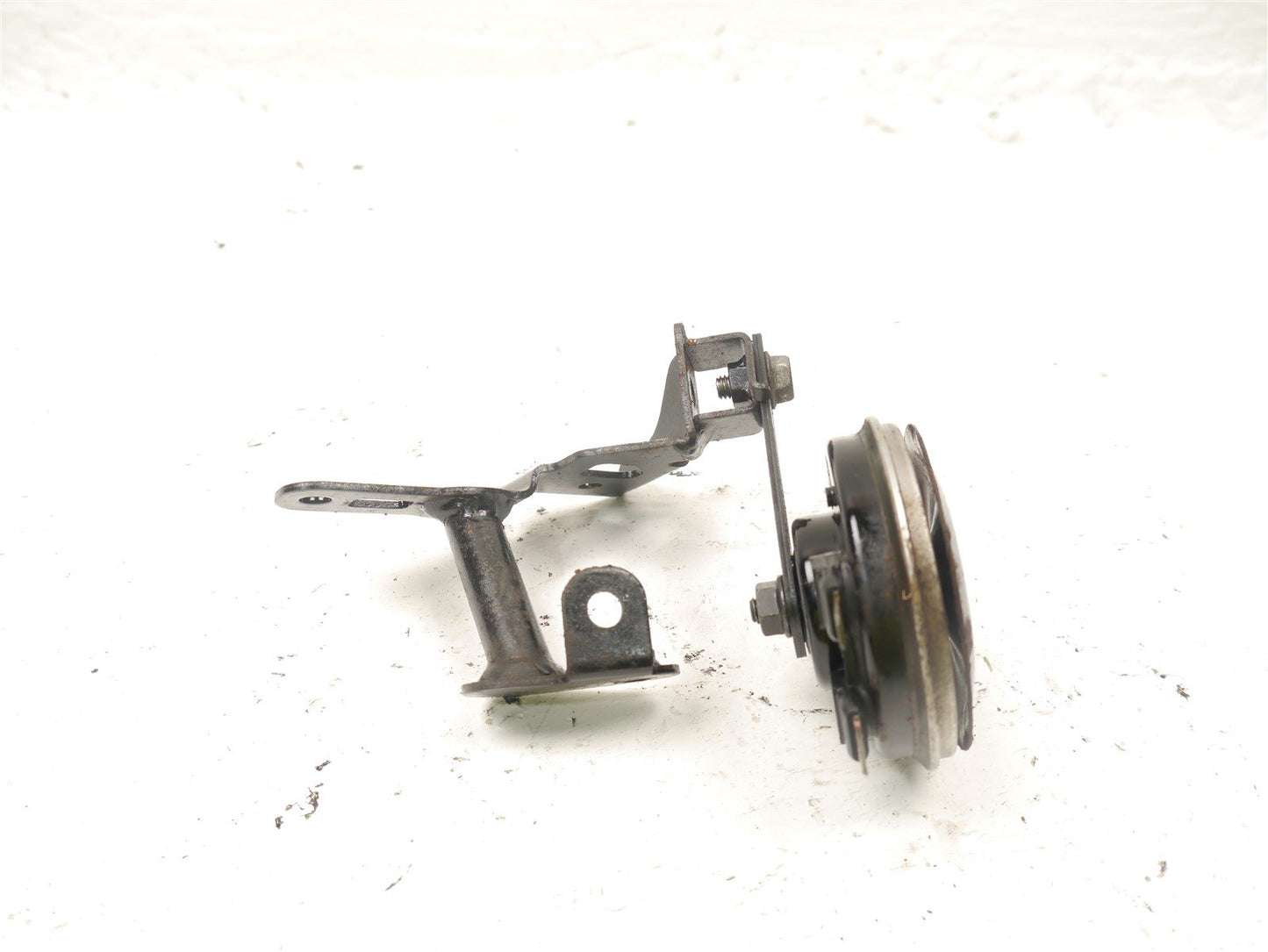 SUZUKI GSXS 125 2017-2021 HORN & MOUNT