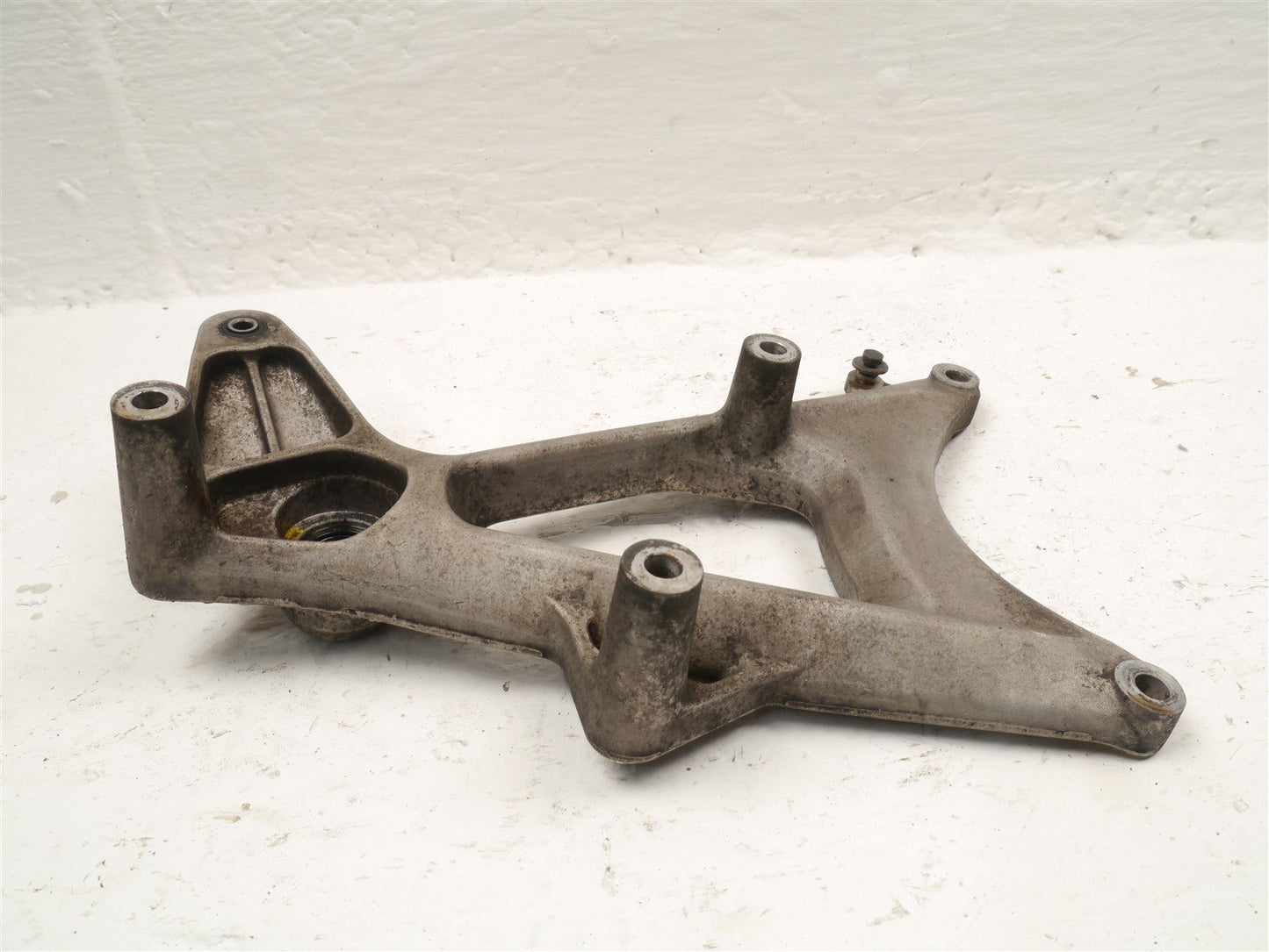 HONDA PCX 125 2018-2020 REAR WHEEL MOUNT