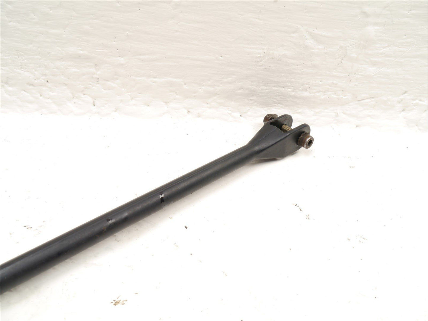TRIUMPH TROPHY 900 1996-2001 REAR BRAKE TORQUE ARM