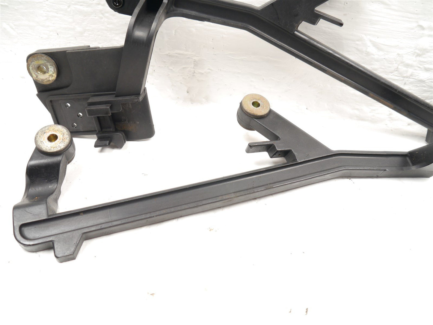 TRIUMPH TROPHY 900 1996-2001 PANNIER MOUNTING RAILS