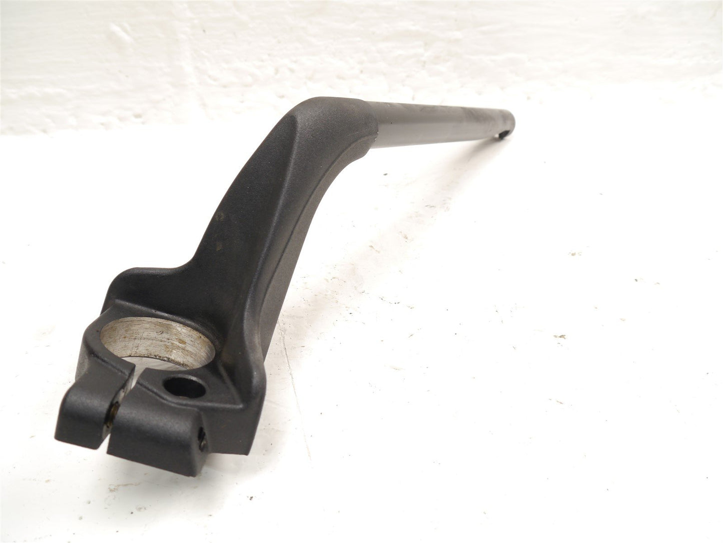 TRIUMPH TROPHY 900 1996-2001 RIGHT HANDLEBAR