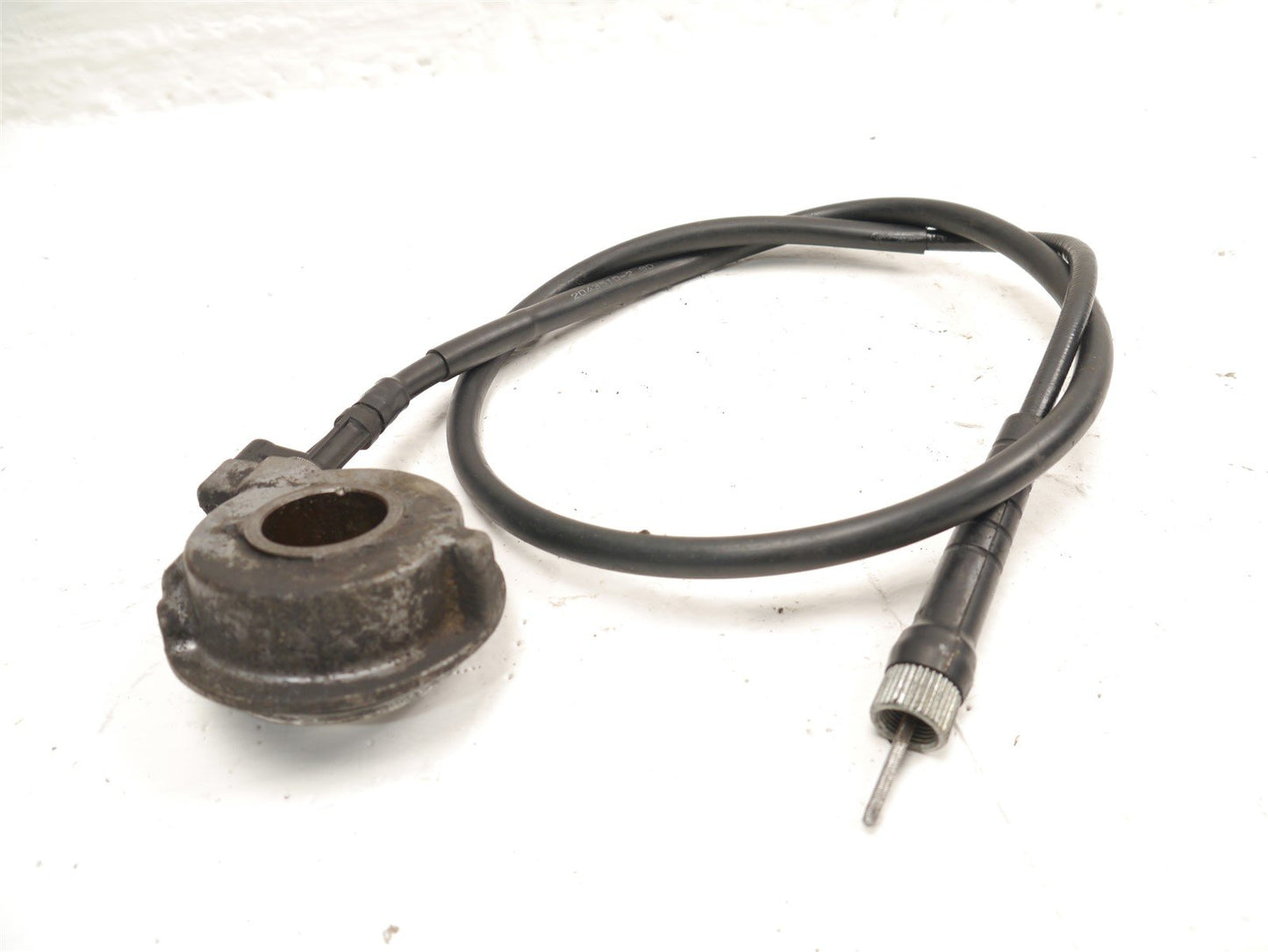 TRIUMPH TROPHY 900 1996-2001 SPEEDOMETER DRIVE UNIT AND CABLE