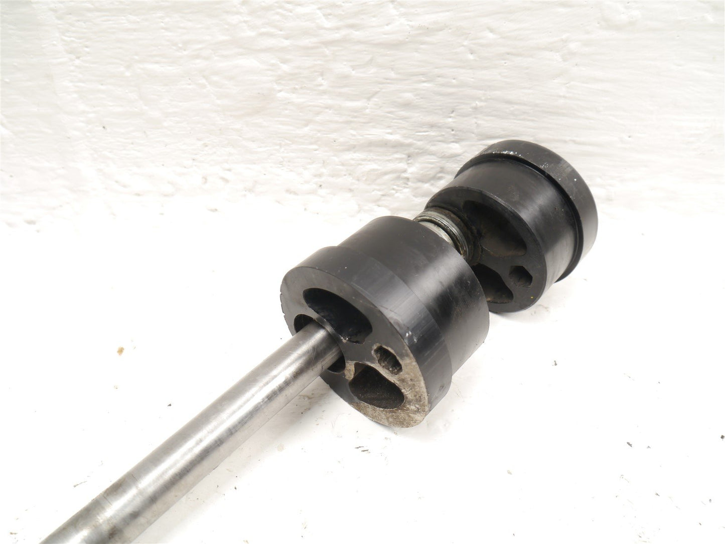 TRIUMPH TROPHY 900 1996-2001 REAR WHEEL SPINDLE & ADJUSTERS