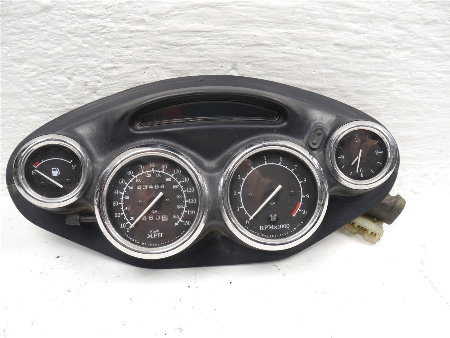 TRIUMPH TROPHY 900 1996-2001 CLOCKS INSTRUMENTS