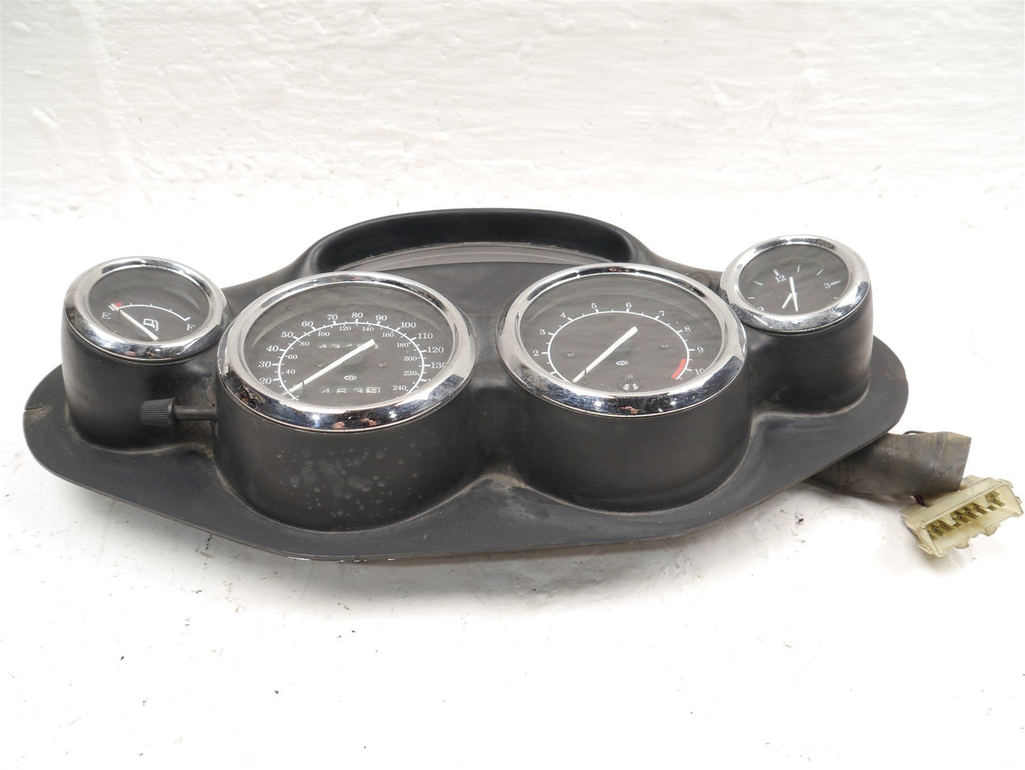 TRIUMPH TROPHY 900 1996-2001 CLOCKS INSTRUMENTS