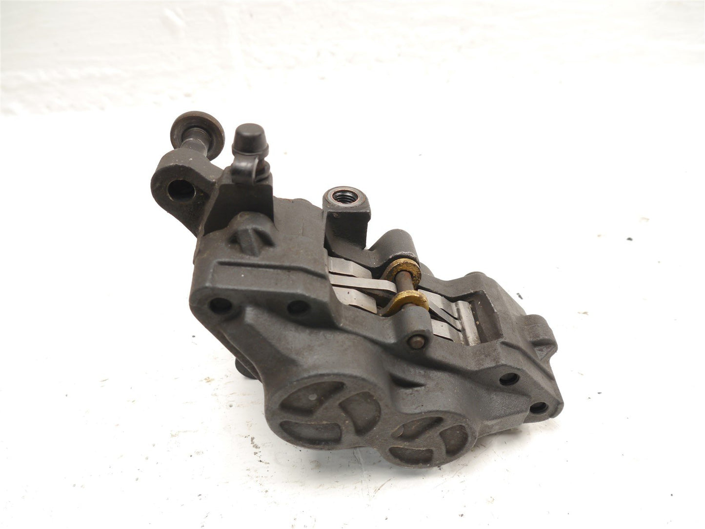 TRIUMPH TROPHY 900 1996-2001 FRONT RIGHT BRAKE CALIPER