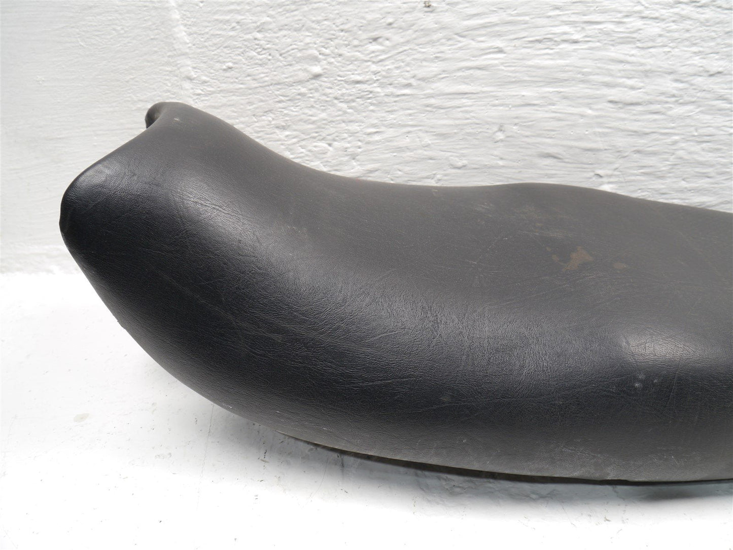 TRIUMPH TROPHY 900 1996-2001 SEAT