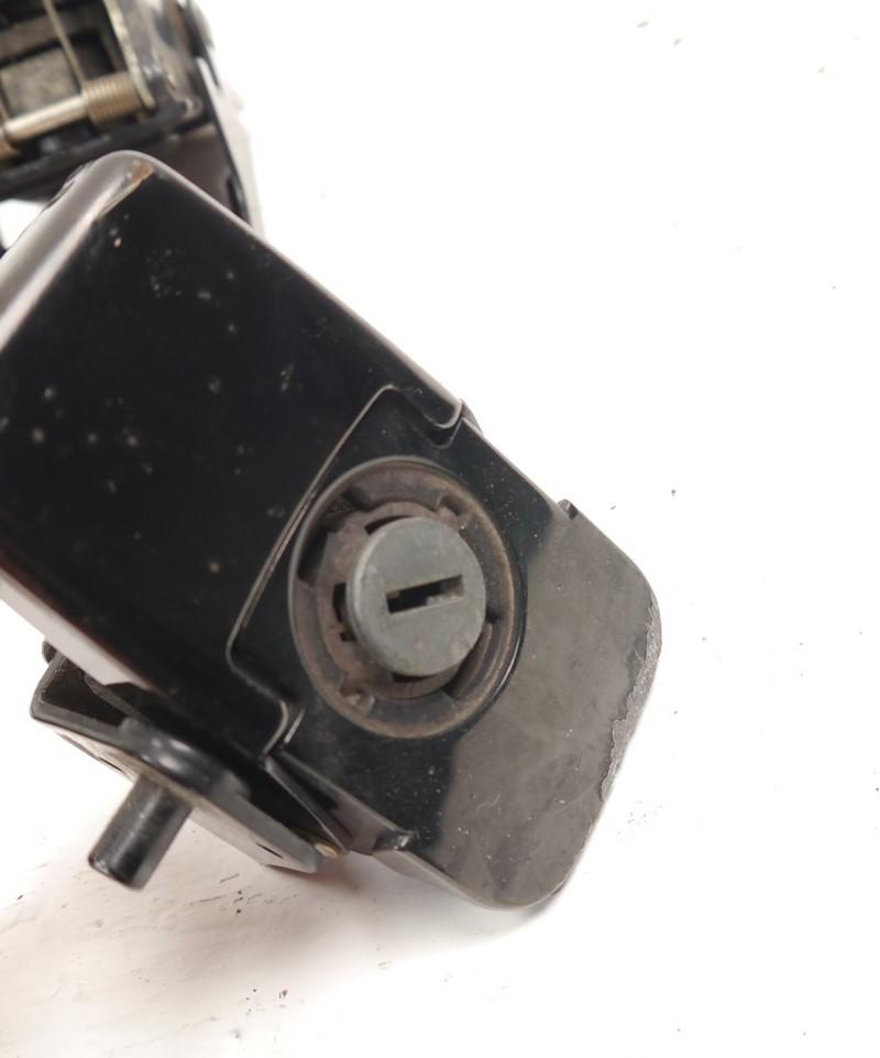 TRIUMPH TROPHY 900 1996-2001 FUEL CAP & PANNIER LOCKS