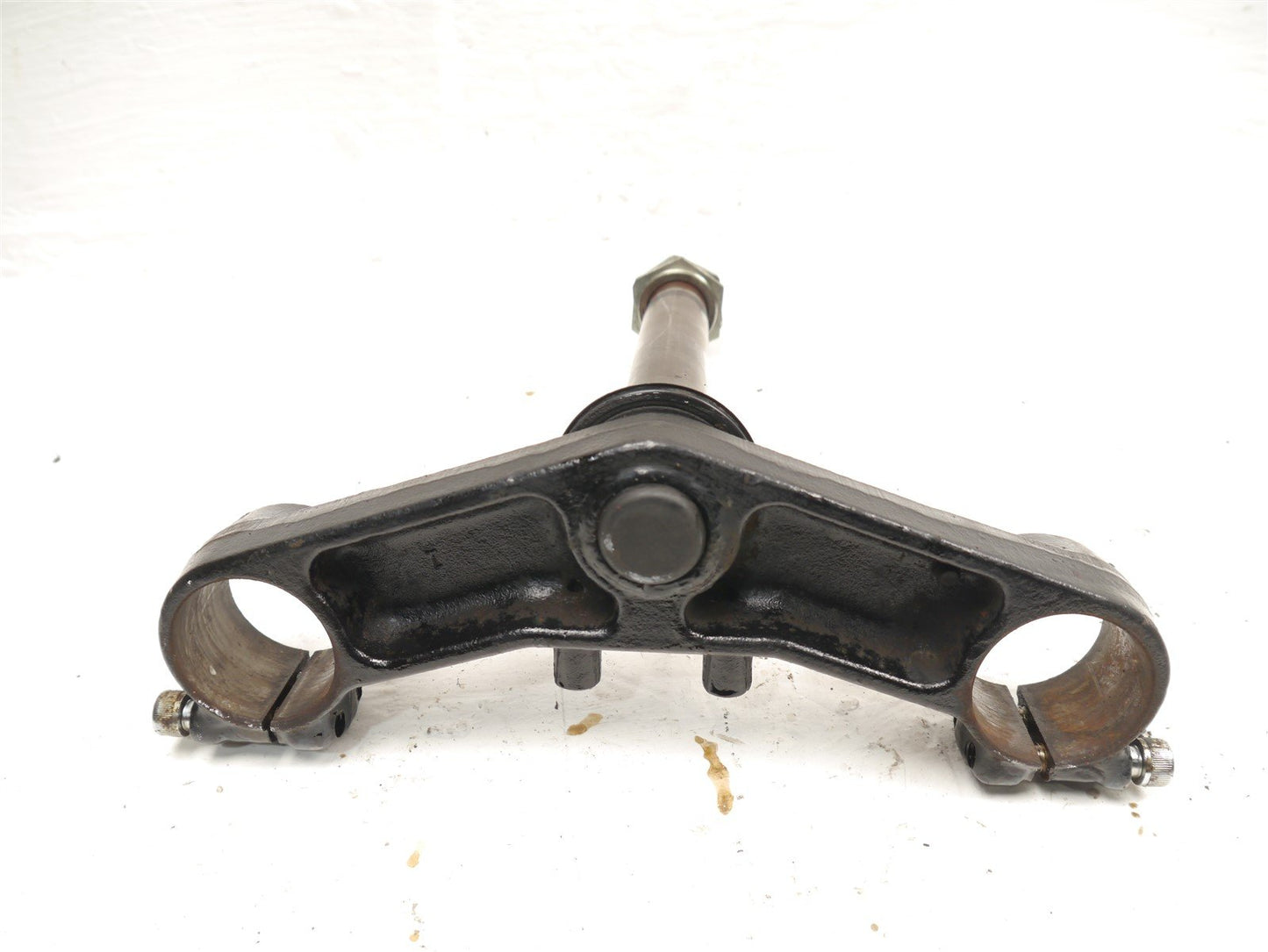 TRIUMPH TROPHY 900 1996-2001 BOTTOM FORK YOKE