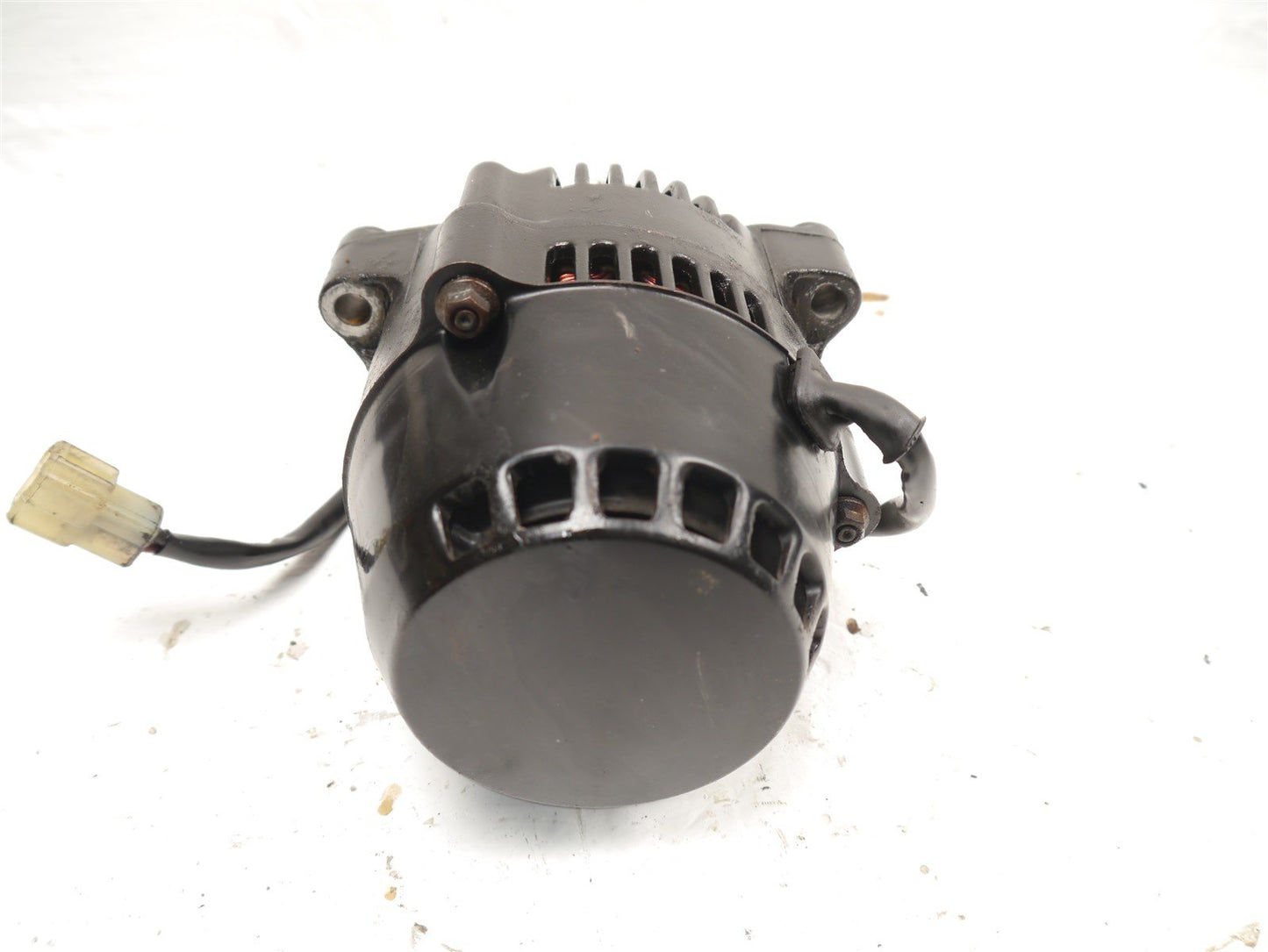 TRIUMPH TROPHY 900 1996-2001 ALTERNATOR