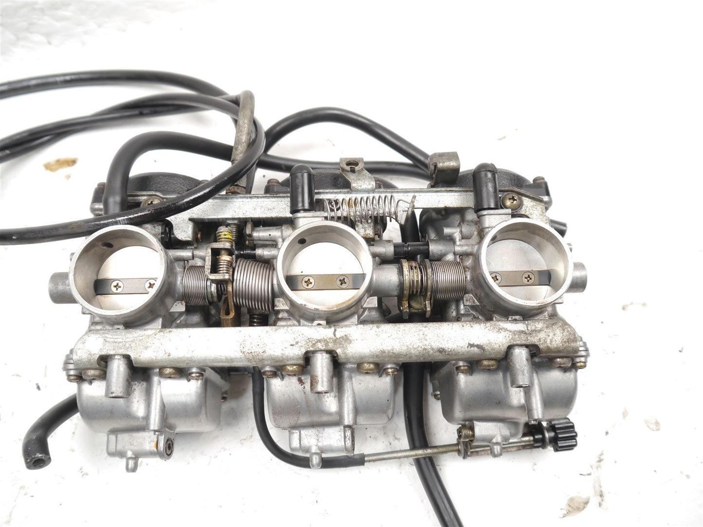 TRIUMPH TROPHY 900 1996-2001 CARBURETTORS