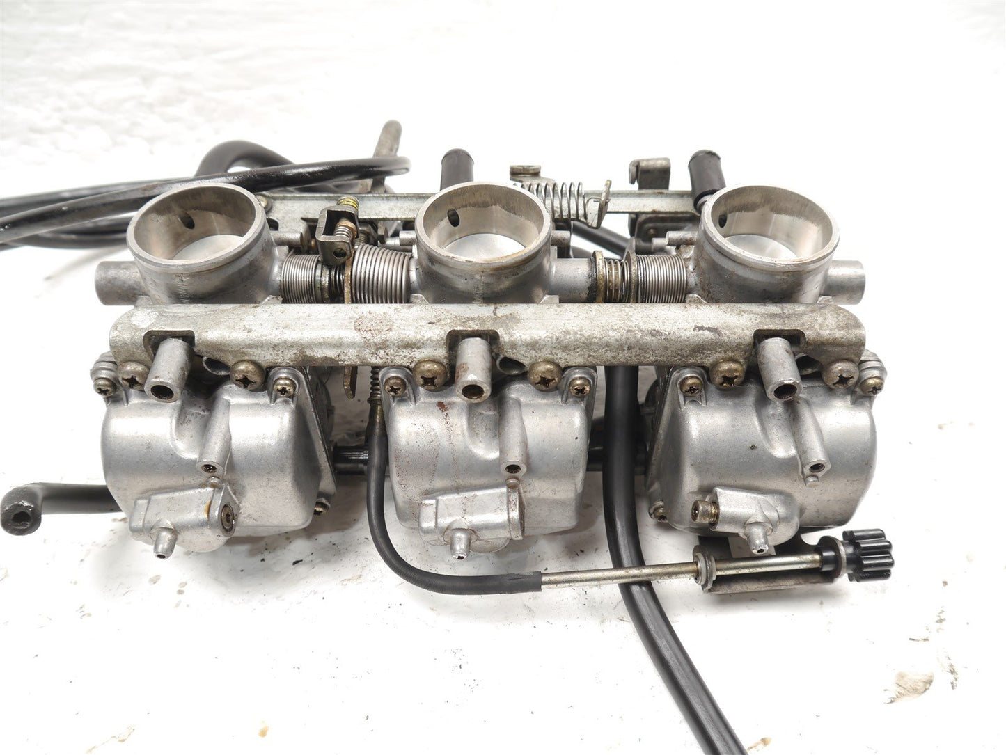 TRIUMPH TROPHY 900 1996-2001 CARBURETTORS