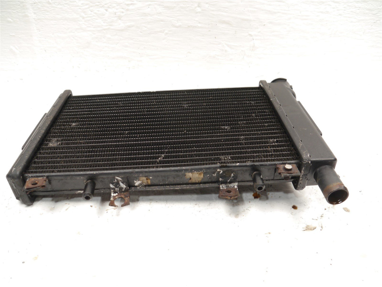 TRIUMPH TROPHY 900 1996-2001 RADIATOR