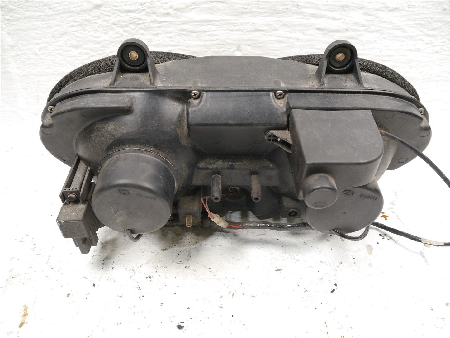 TRIUMPH TROPHY 900 1996-2001 HEADLIGHT FRONT LIGHT