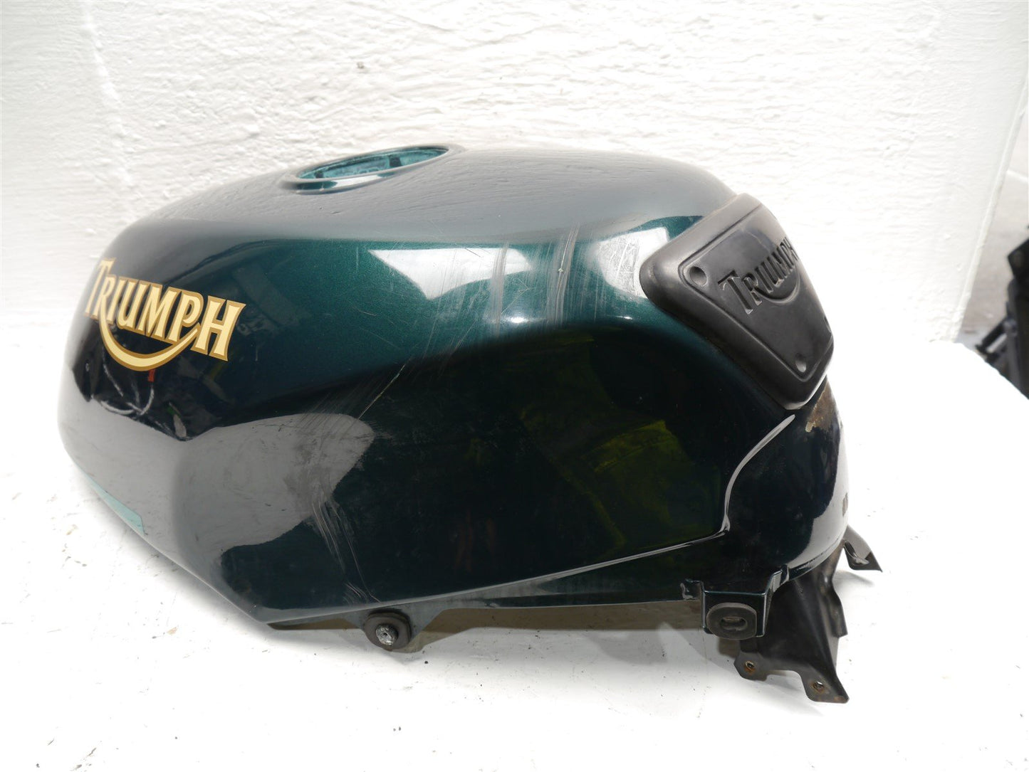 TRIUMPH TROPHY 900 1996-2001 FUEL TANK