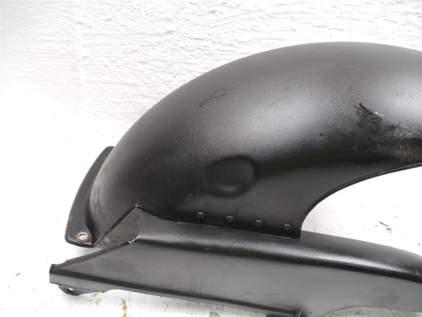 TRIUMPH TROPHY 900 1996-2001 REAR WHEEL HUGGER