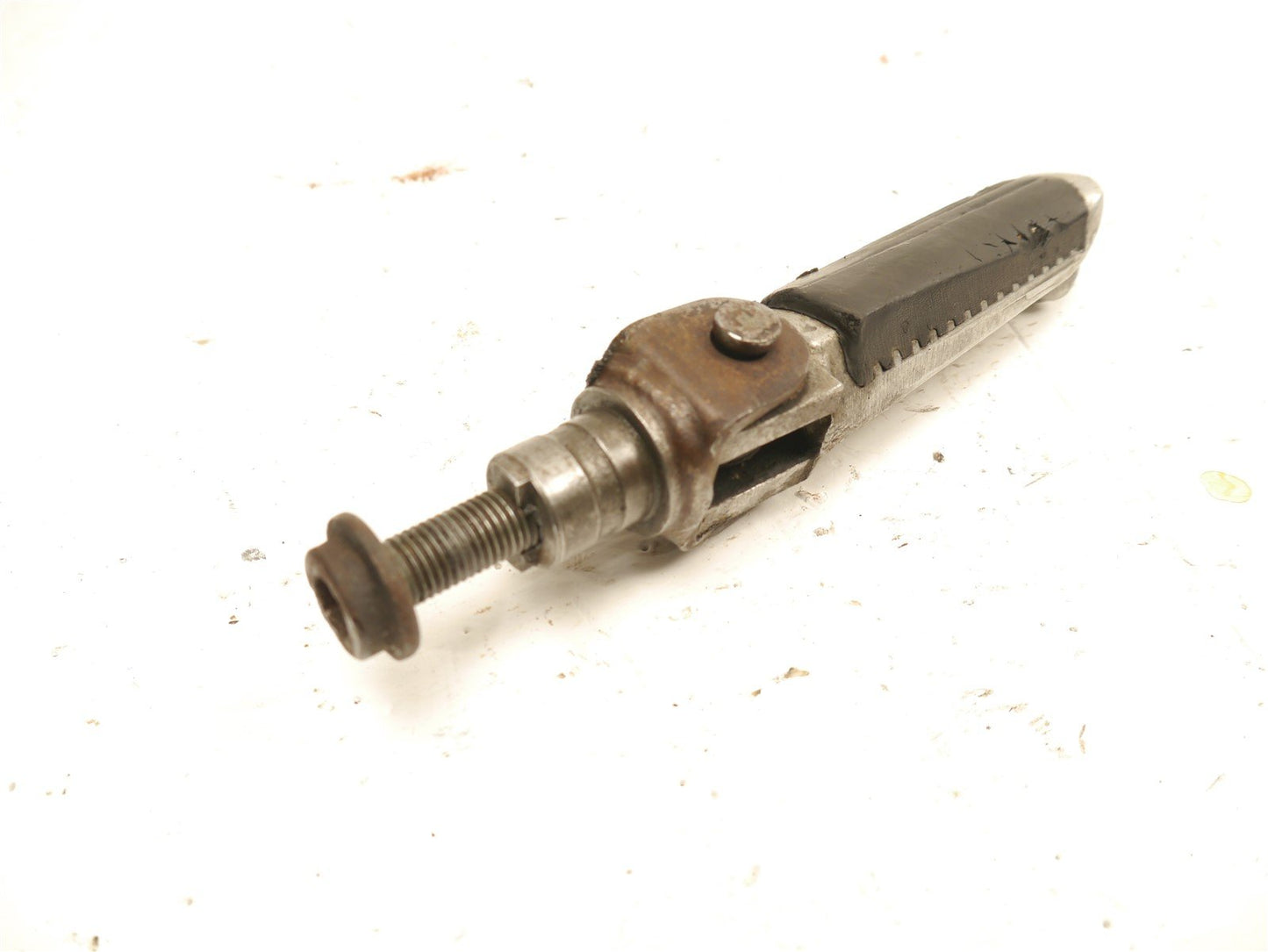 SUZUKI TL1000 S 1997-2001 FRONT LEFT PEG FOOTREST
