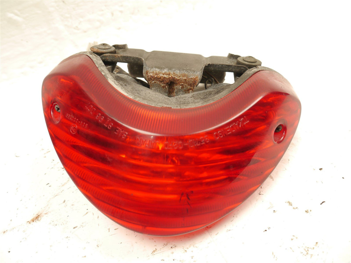 SUZUKI TL1000 S 1997-2001 REAR LIGHT & BRACKET