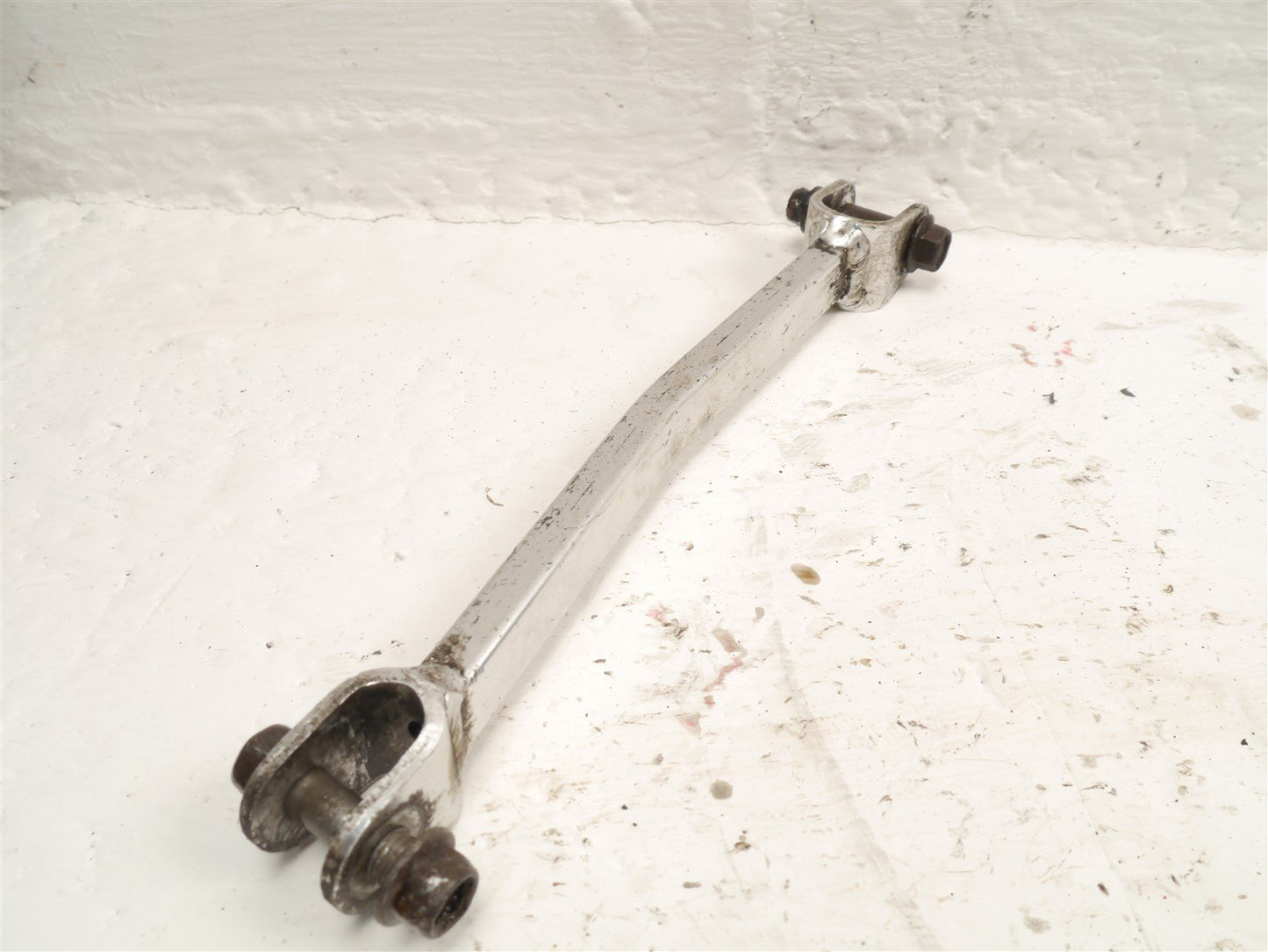 SUZUKI TL1000 S 1997-2001 REAR BRAKE TORQUE ARM