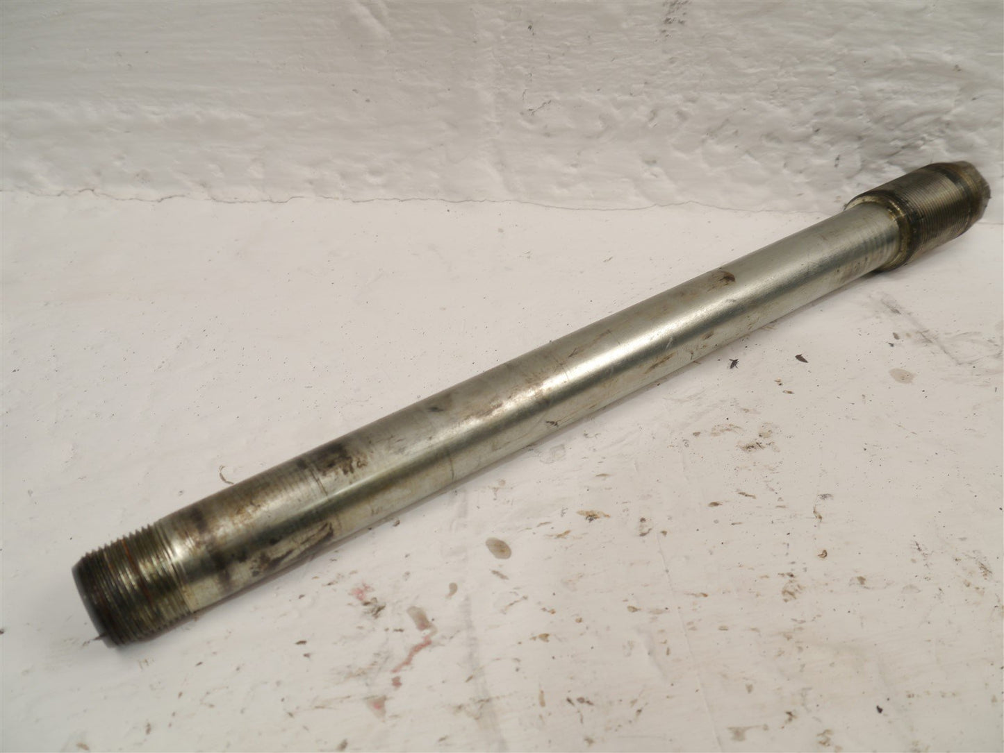 SUZUKI TL1000 S 1997-2001 SWINGARM SPINDLE