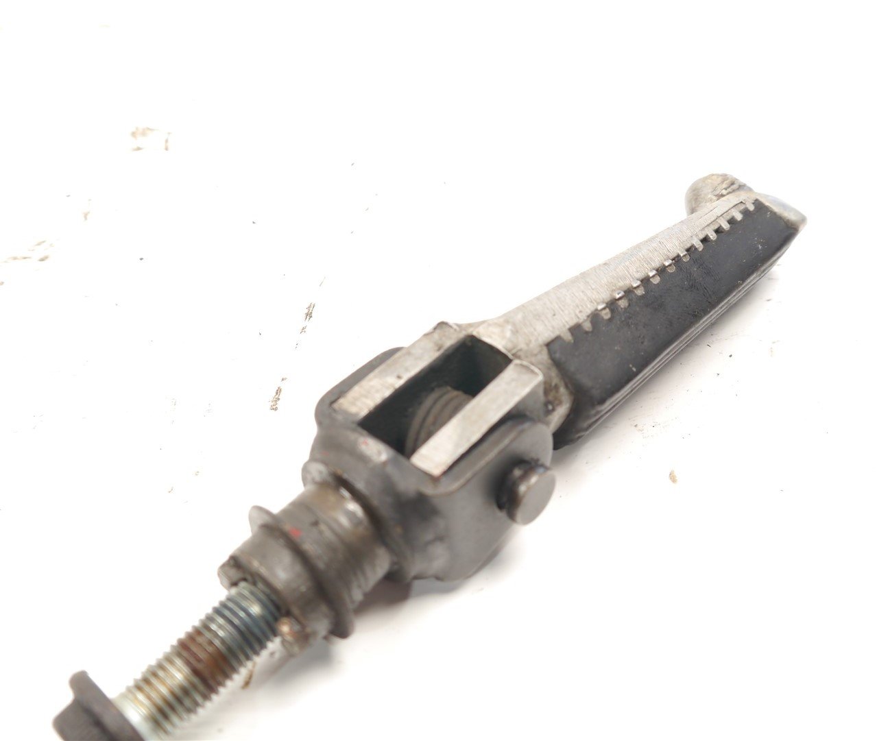 SUZUKI TL1000 S 1997-2001 FRONT RIGHT PEG