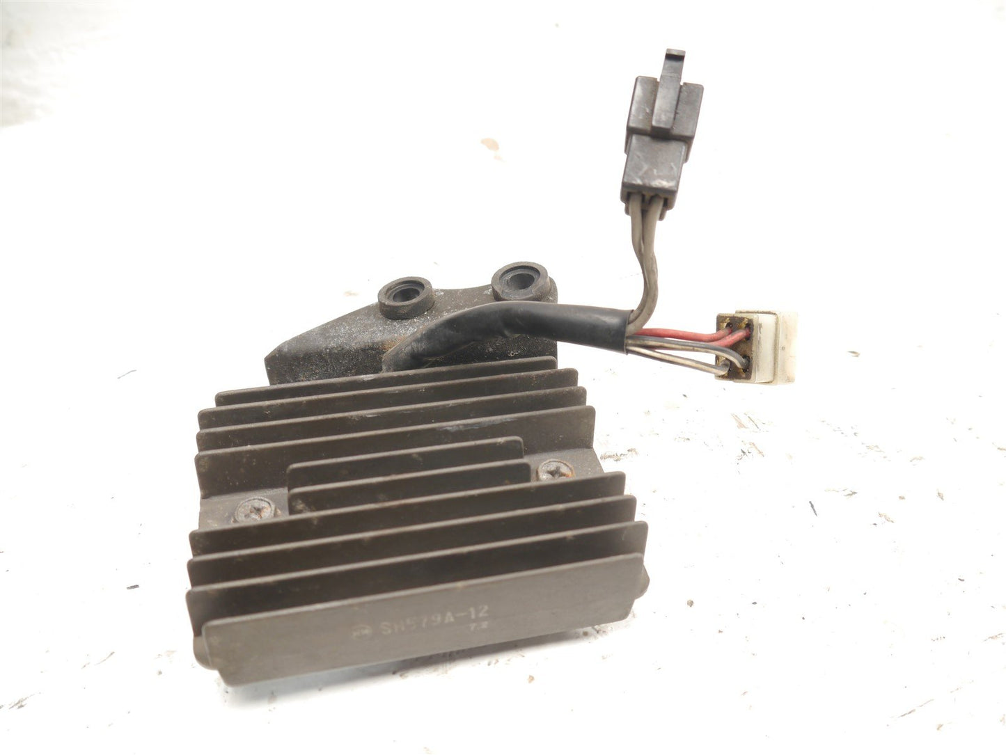 SUZUKI TL1000 S 1997-2001 VOLTAGE RECTIFIER