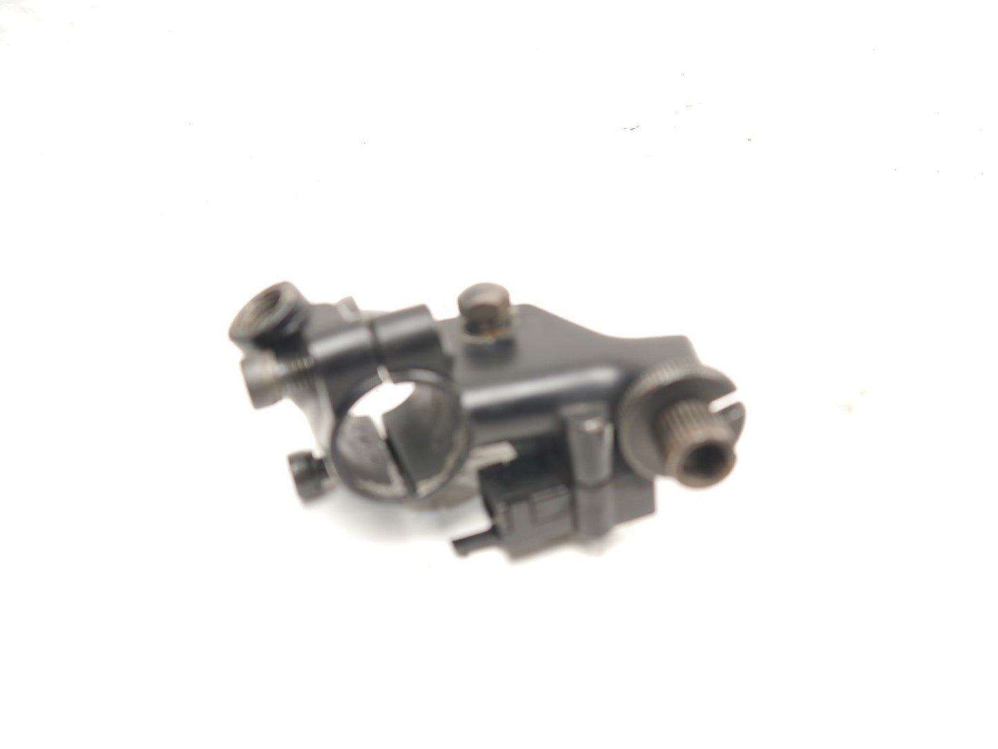 YAMAHA MT125 2014-2018 CLUTCH LEVER MOUNT