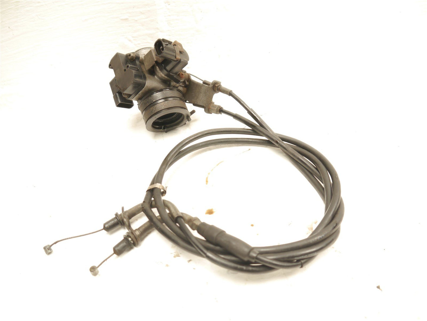 YAMAHA MT125 2014-2018 THROTTLE BODY AND CABLES