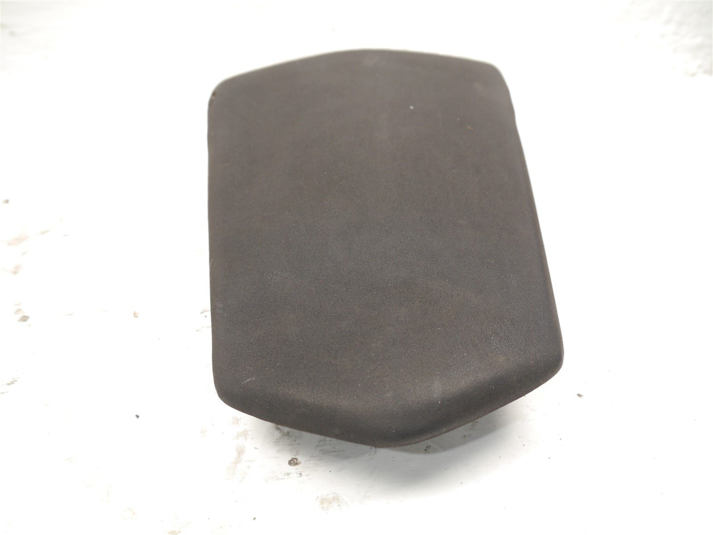 YAMAHA MT125 2014-2018 FRONT & REAR SEATS (TORN)
