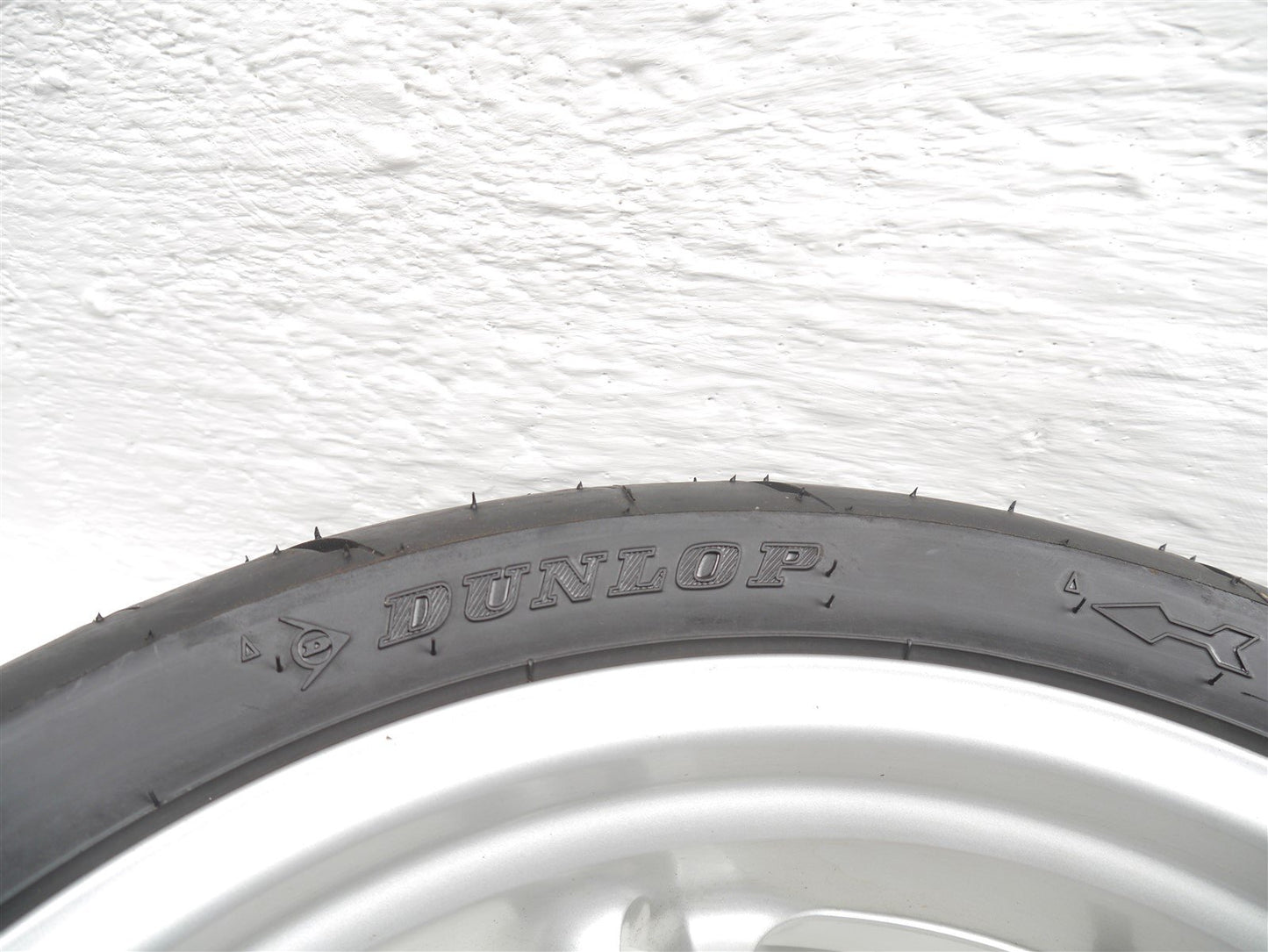 BMW K1200RS 1996-2000 REAR WHEEL & TIRE