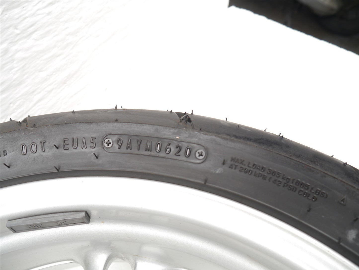 BMW K1200RS 1996-2000 REAR WHEEL & TIRE