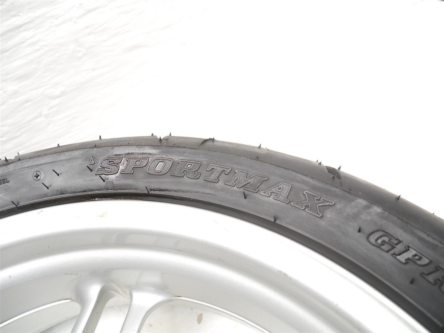 BMW K1200RS 1996-2000 REAR WHEEL & TIRE