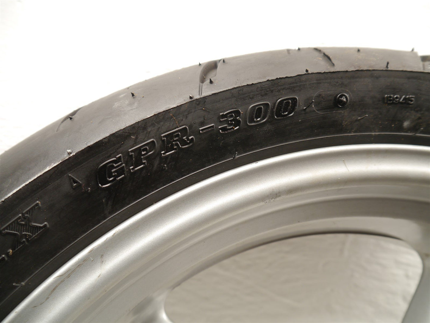 BMW K1200RS 1996-2000 REAR WHEEL & TIRE