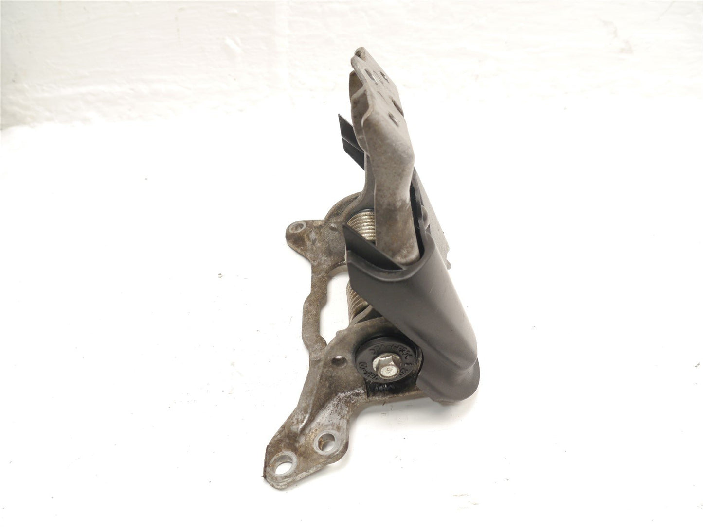 YAMAHA GPD125 NMAX 2015-2020 SEAT HINGE & SPRING