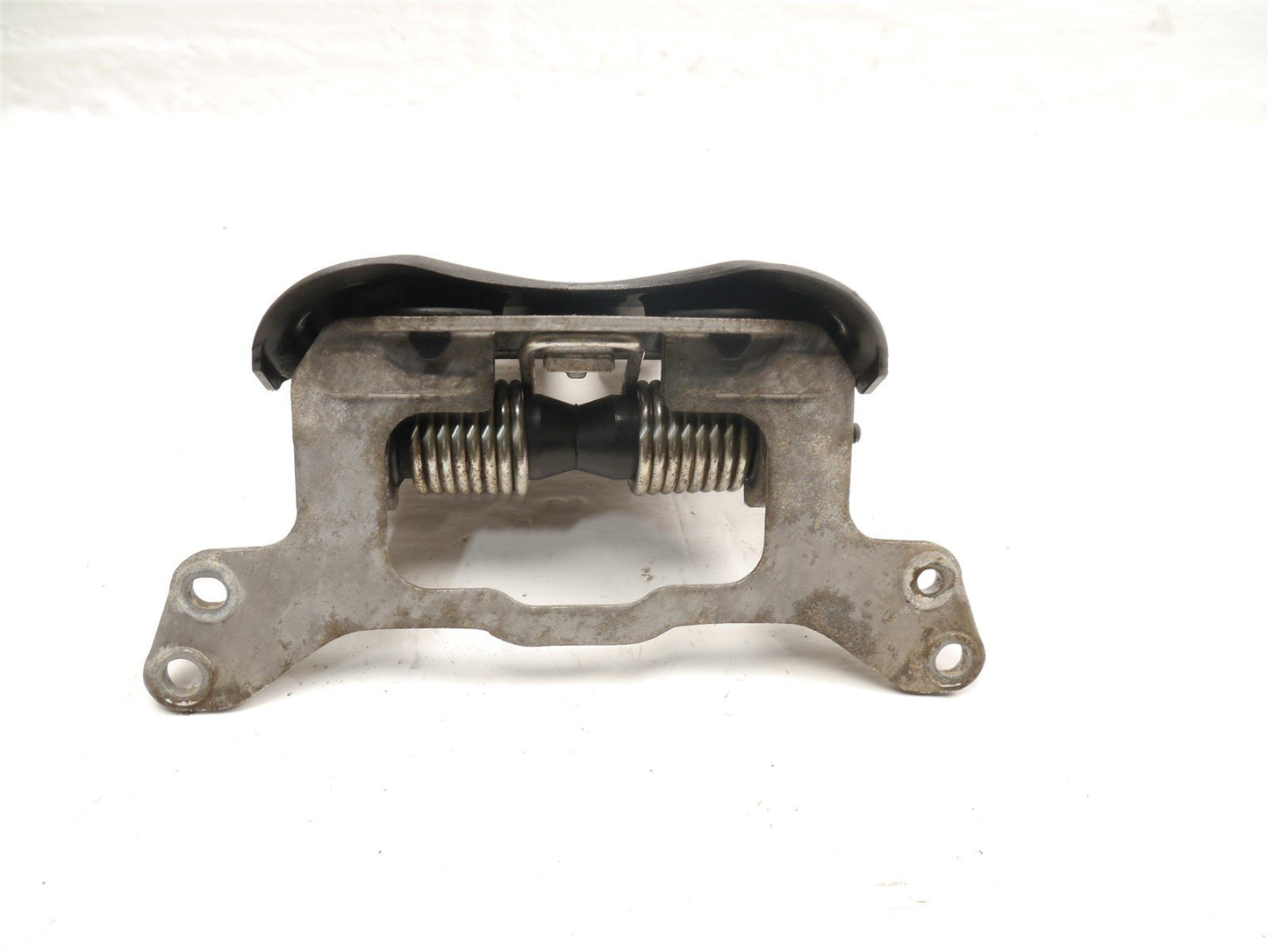 YAMAHA GPD125 NMAX 2015-2020 SEAT HINGE & SPRING