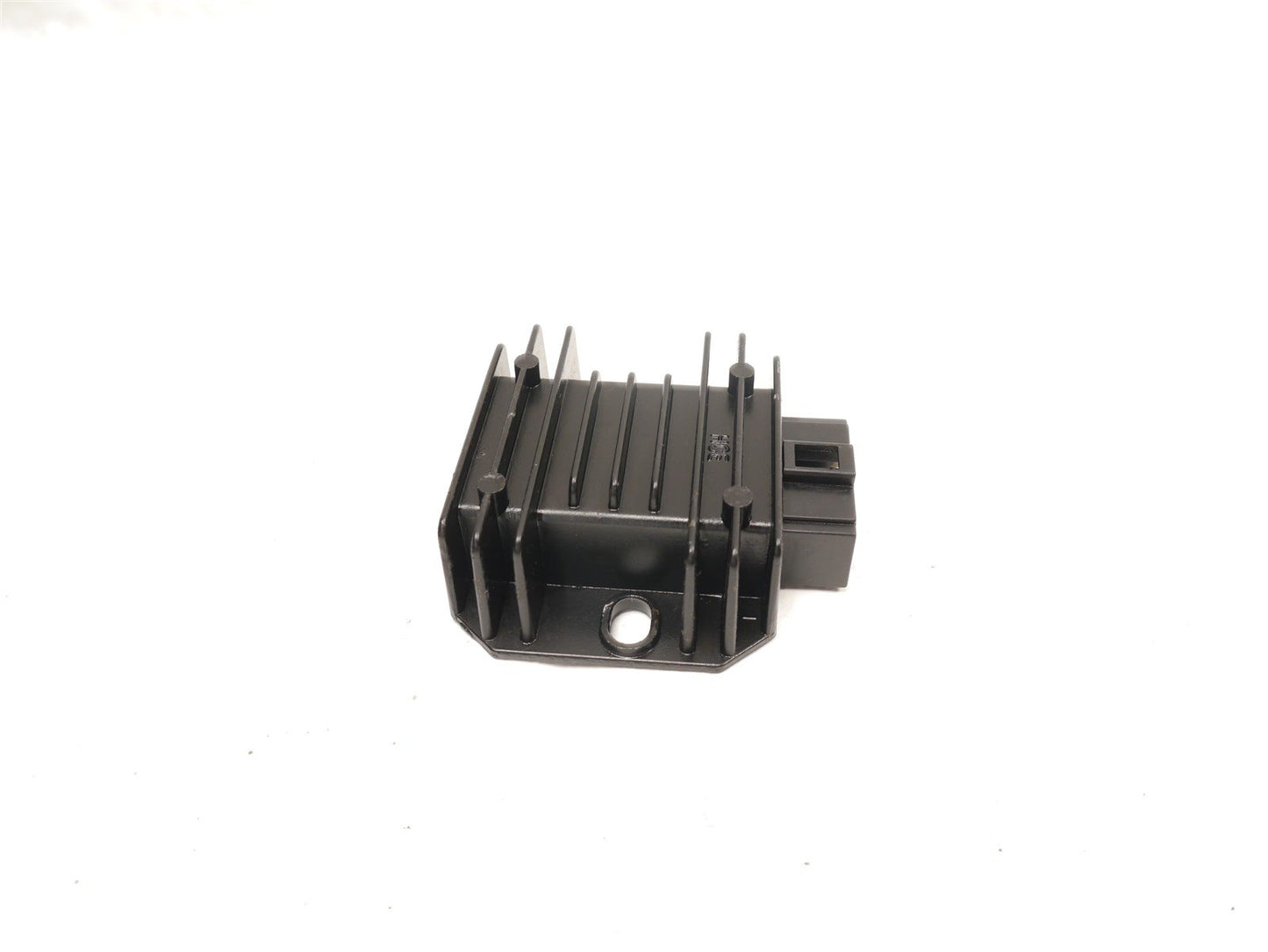YAMAHA GPD125 NMAX 2015-2020 VOLTAGE RECTIFIER