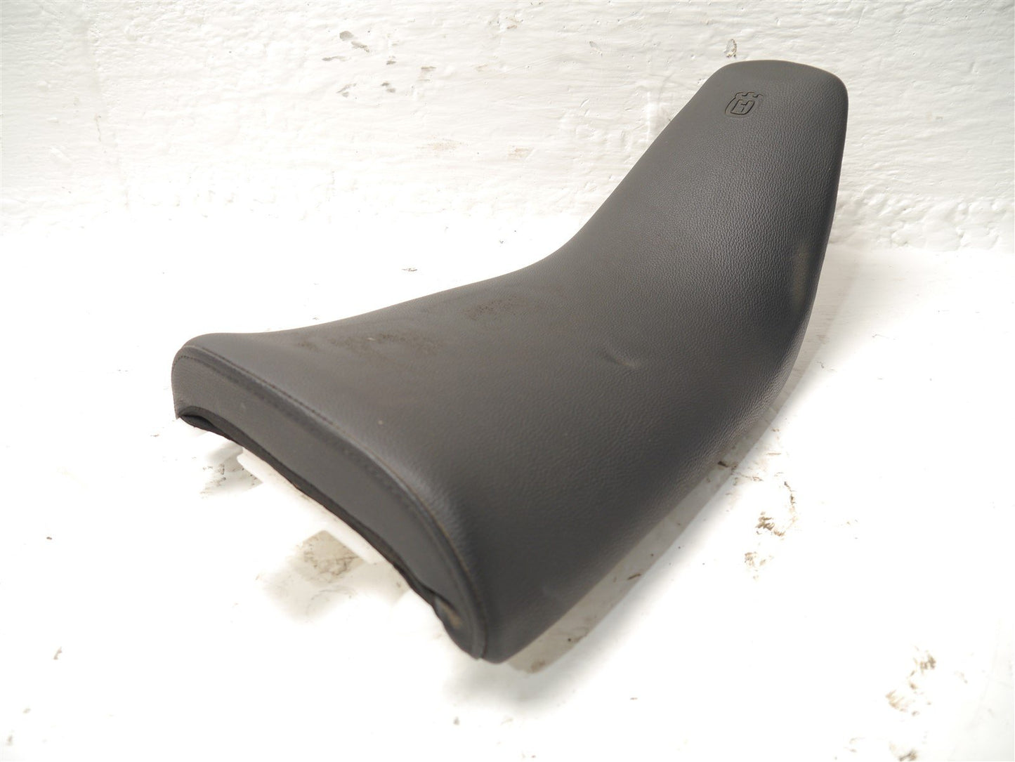 HUSQVARNA SVARTPILEN 125 2021-2024 FRONT SEAT