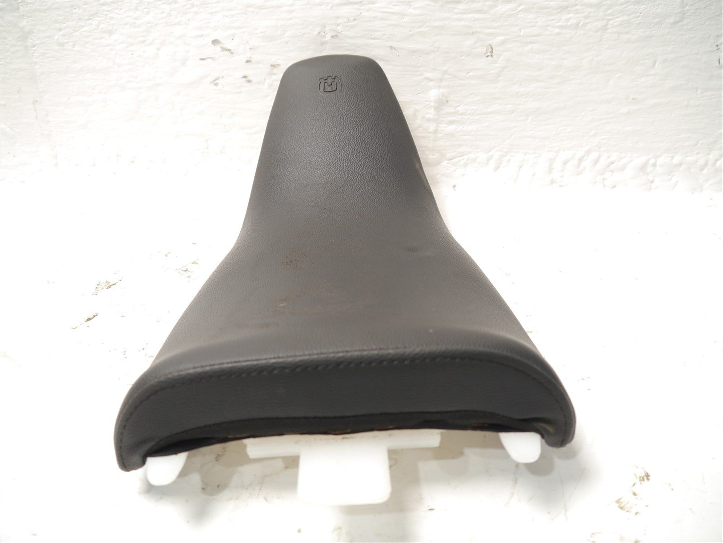 HUSQVARNA SVARTPILEN 125 2021-2024 FRONT SEAT