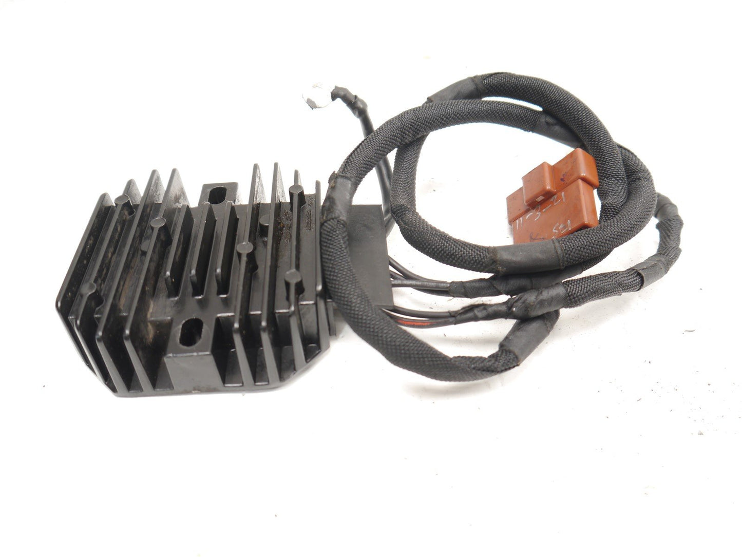 HUSQVARNA SVARTPILEN 125 2021-2024 VOLTAGE REGULATOR RECTIFIER