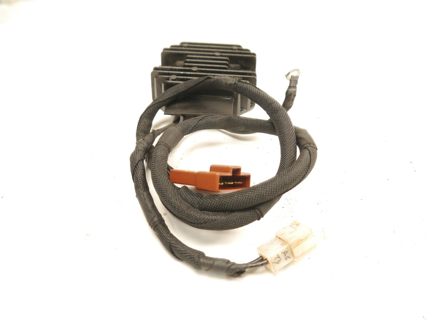 HUSQVARNA SVARTPILEN 125 2021-2024 VOLTAGE REGULATOR RECTIFIER