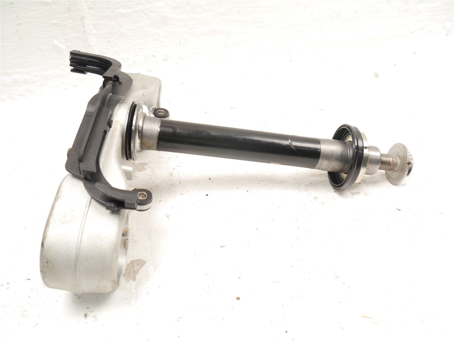 HUSQVARNA SVARTPILEN 125 2021-2024 BOTTOM FORK YOKE
