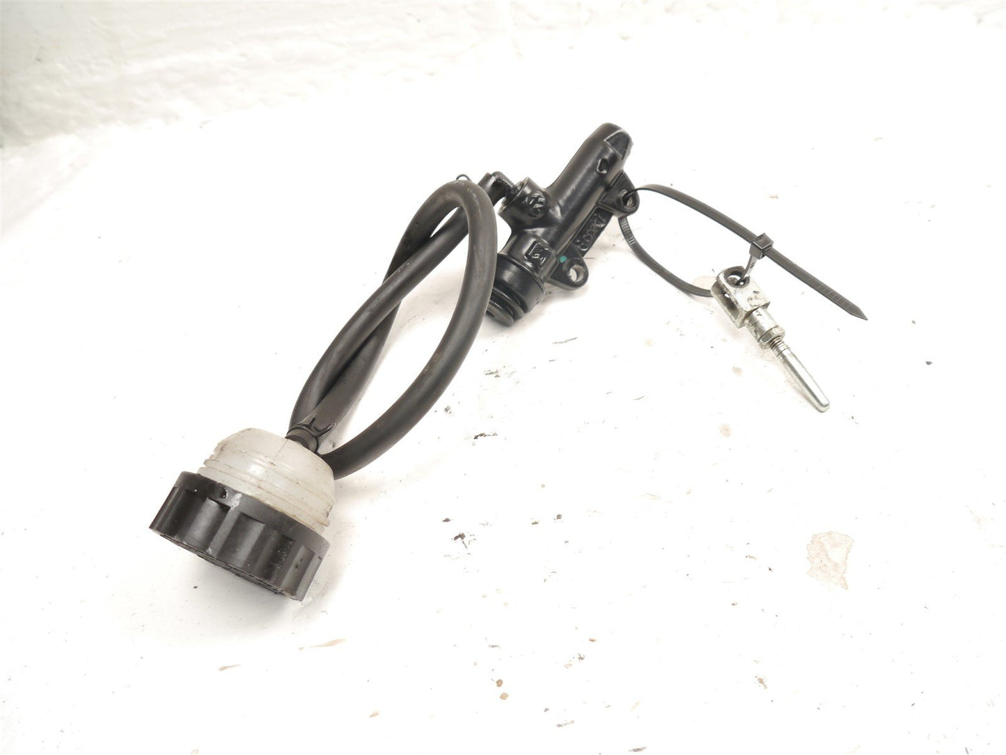 HUSQVARNA SVARTPILEN 125 2021-2024 REAR BRAKE MASTER CYLINDER